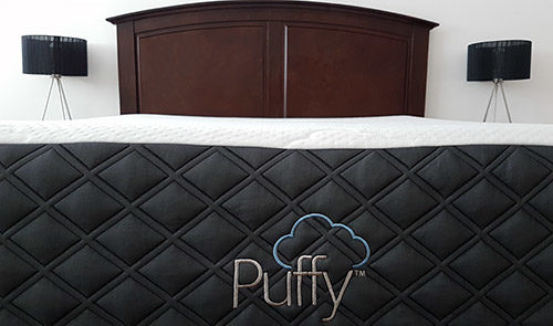 up close photo of the puffy lux mattress cover